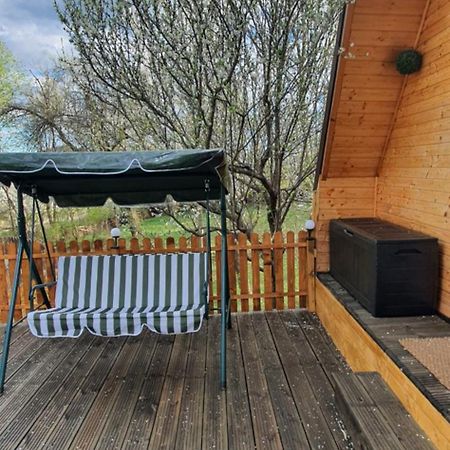 Cabana din livada Pucioasa Bagian luar foto