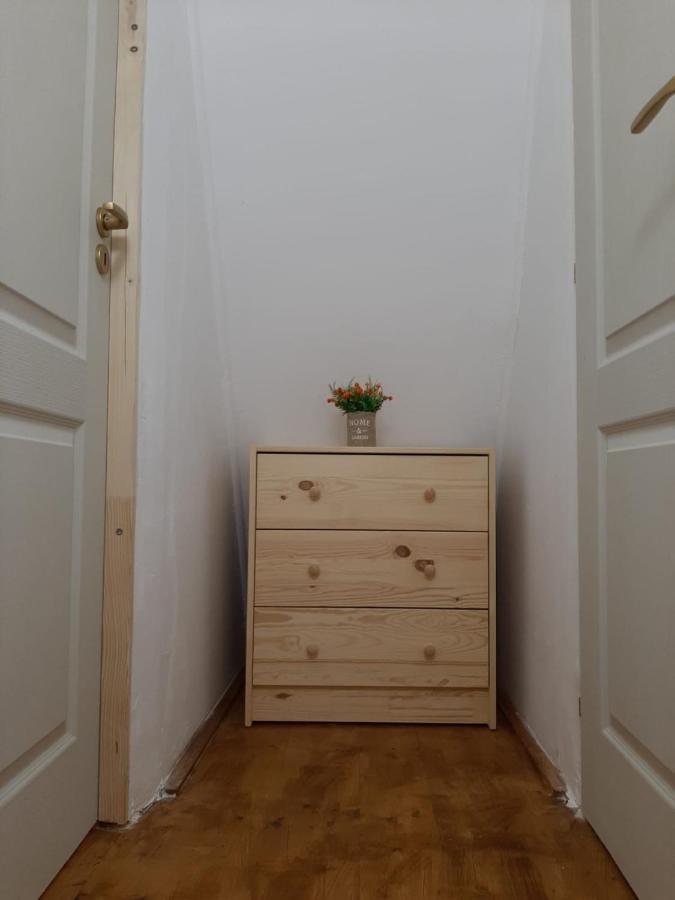 Cabana din livada Pucioasa Bagian luar foto