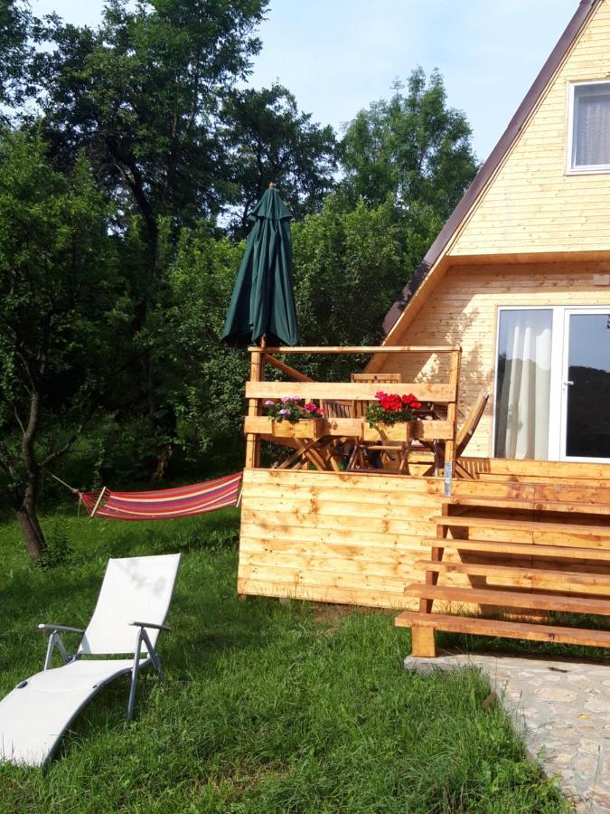 Cabana din livada Pucioasa Bagian luar foto