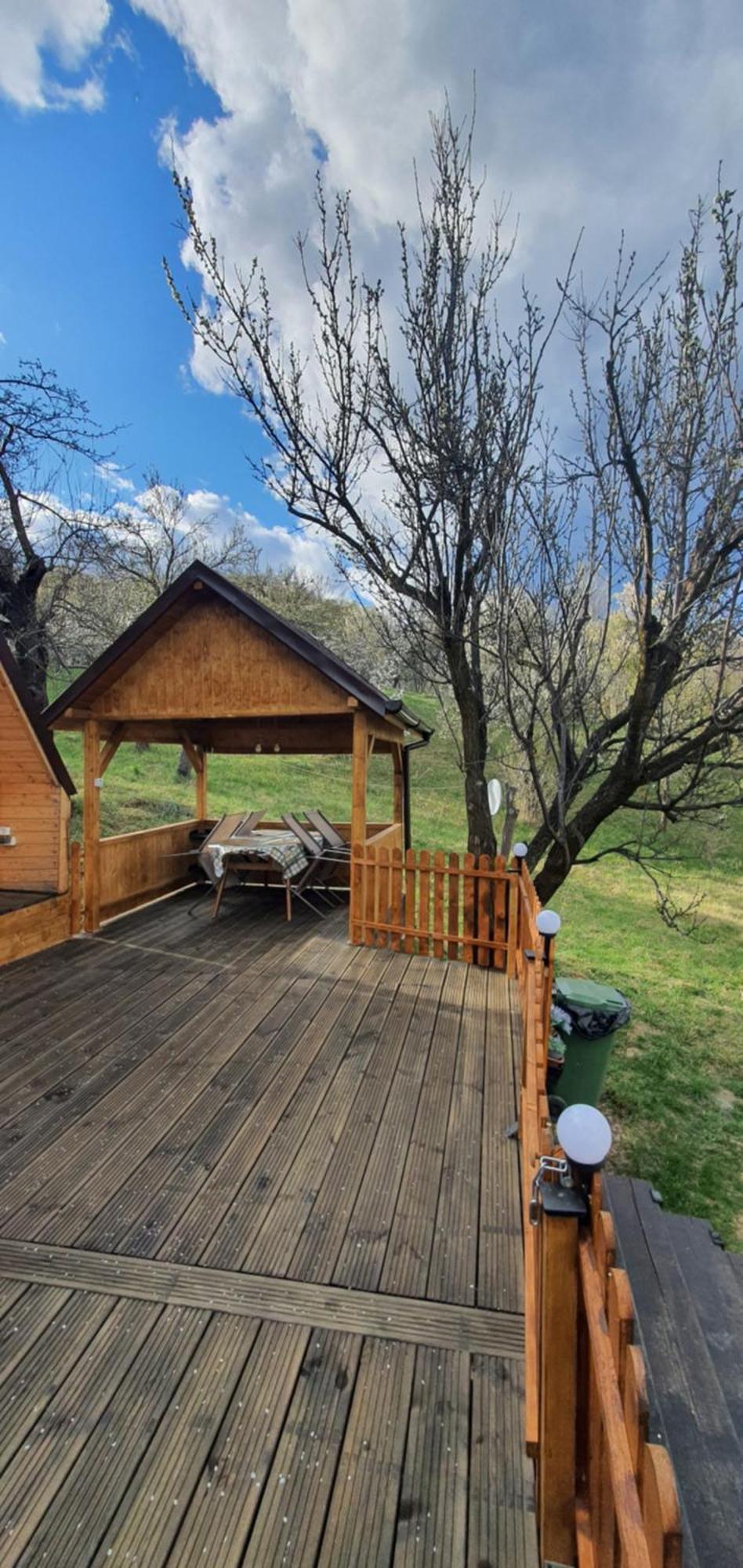 Cabana din livada Pucioasa Bagian luar foto
